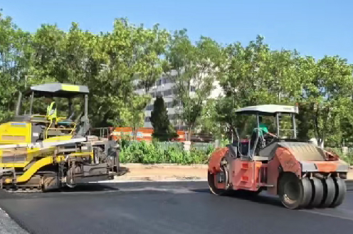 鄭州瀝青路面施工團隊小到社區(qū)小道，大到高速公路，我們一視同仁